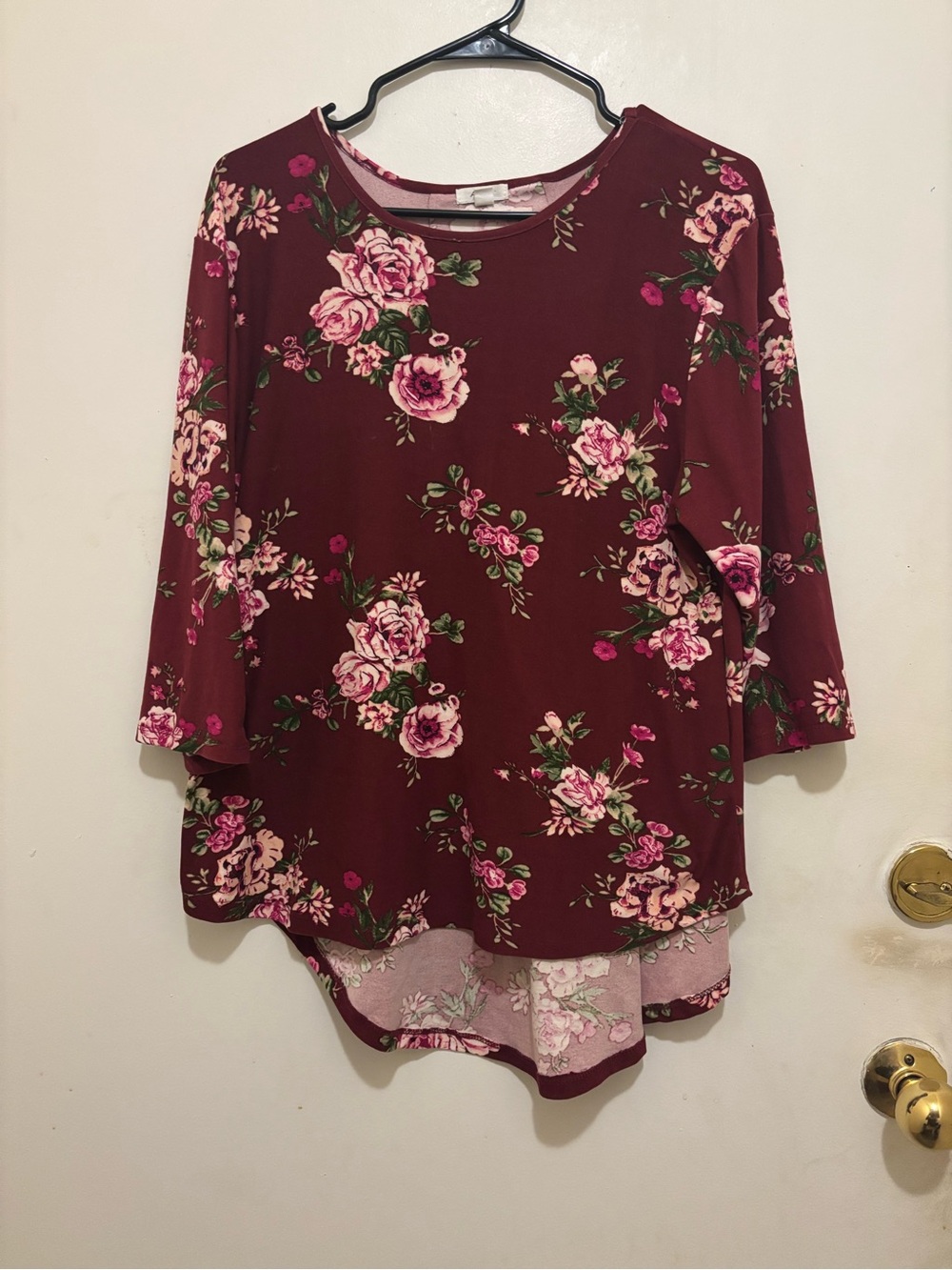 Ardene Burgundy Floral Lace-Up Back High-Low Top Women’s XL